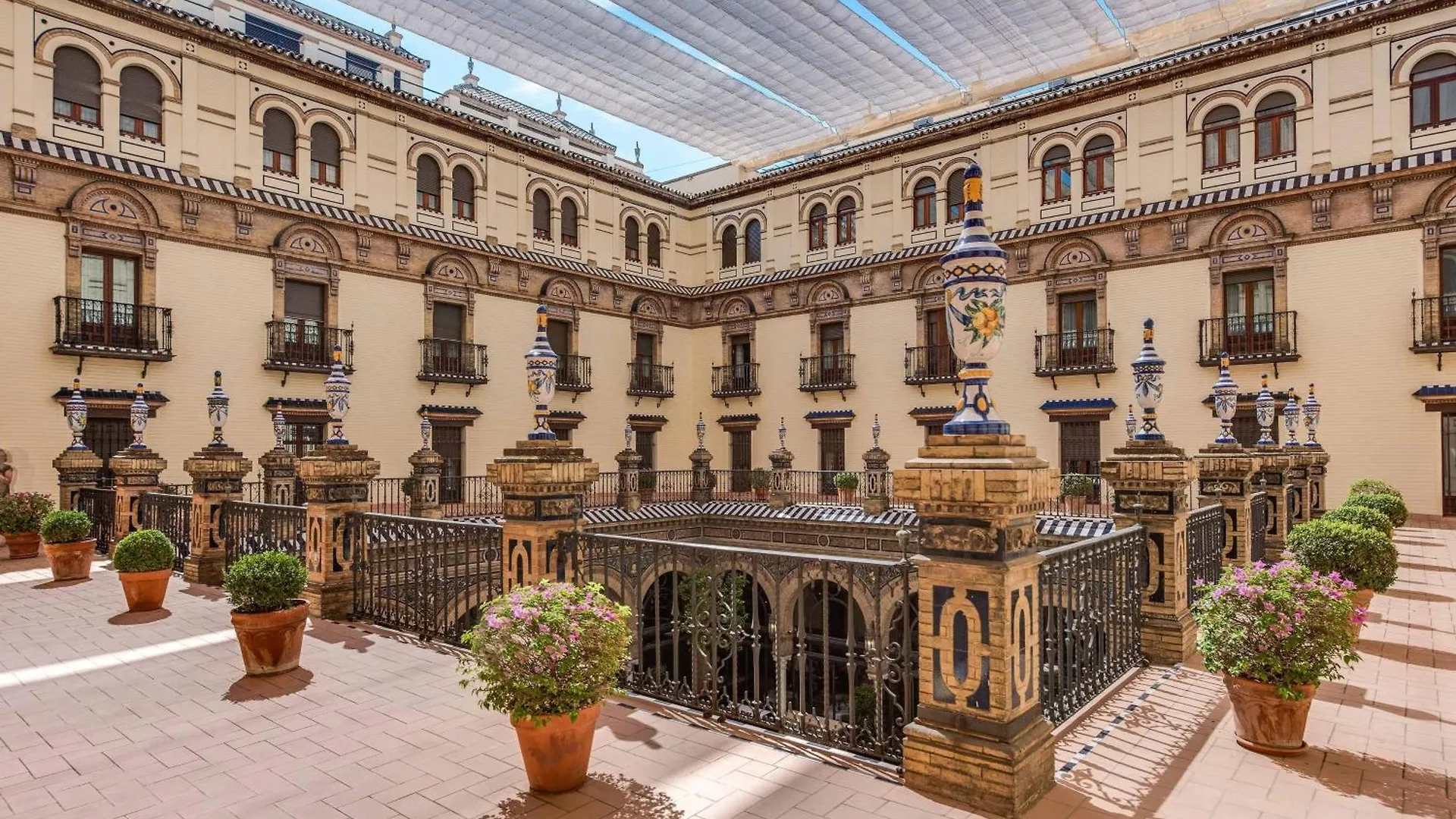 Hotel Alfonso Xiii, A Luxury Collection Hotel, Seville