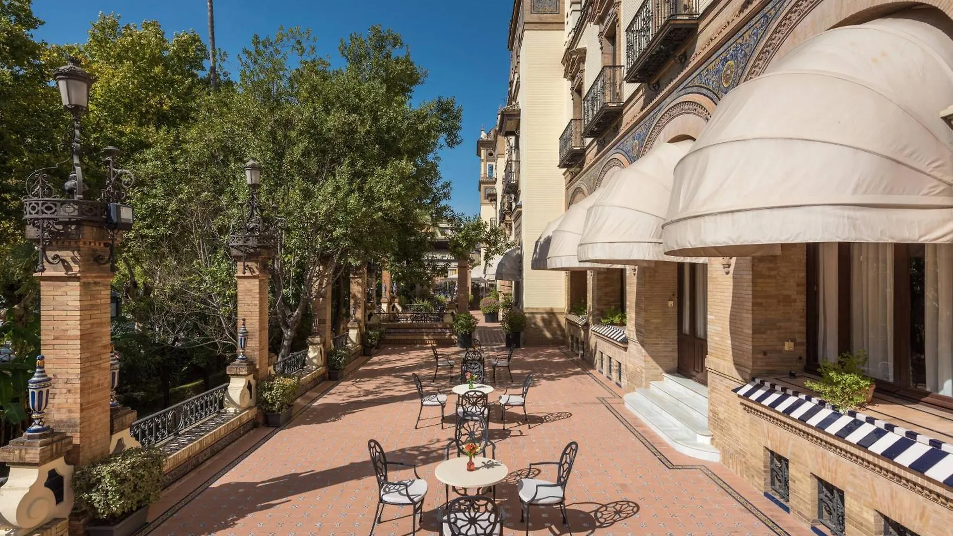 Hotel Alfonso Xiii, A Luxury Collection Hotel, Seville 5*,