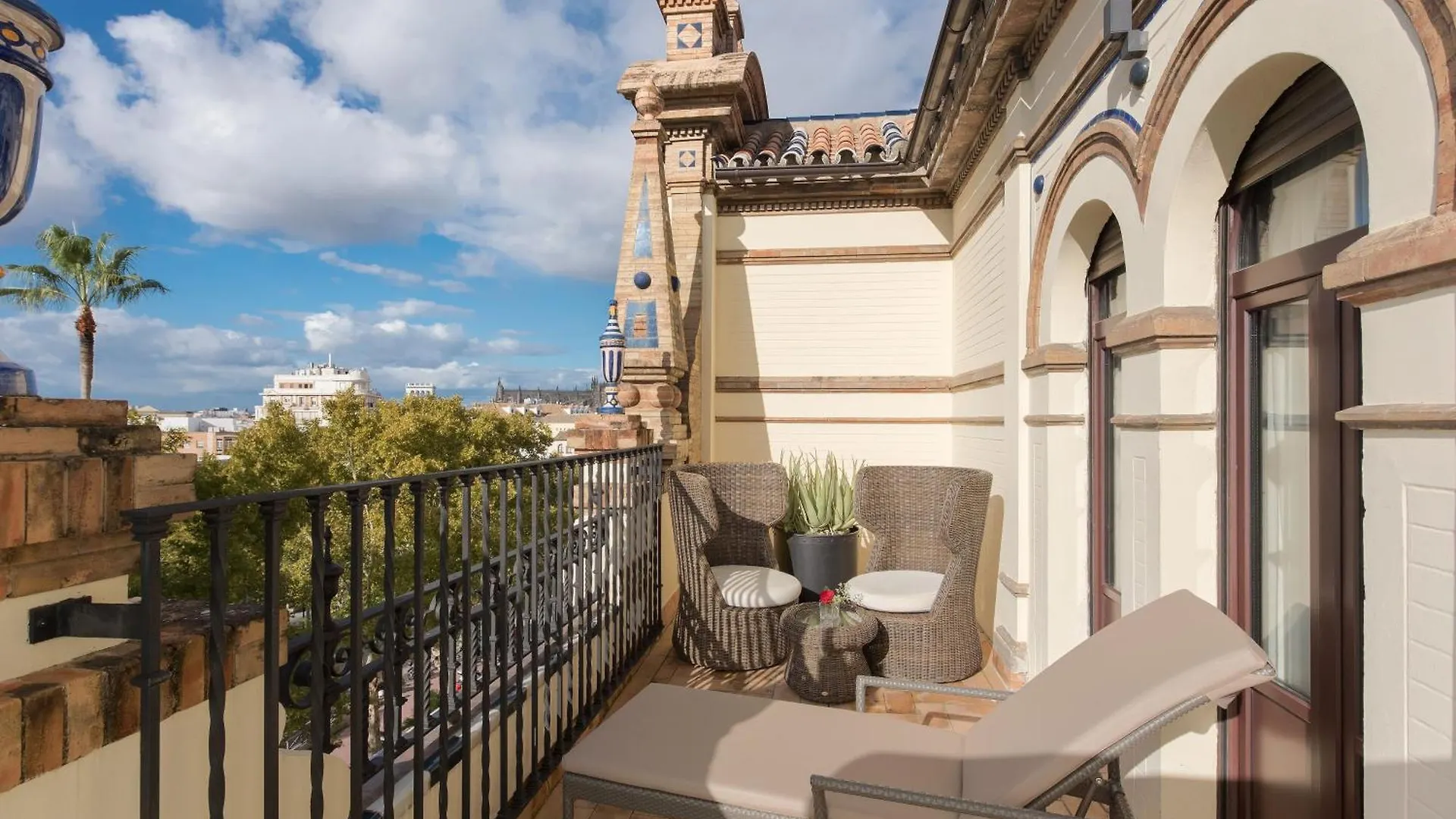Hotel Alfonso Xiii, A Luxury Collection Hotel, Seville 5*,